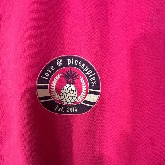 Pink Graphic Short Sleeve T-Shirt with a graphic of a Jeep on the Beach - Picture 3 of 6